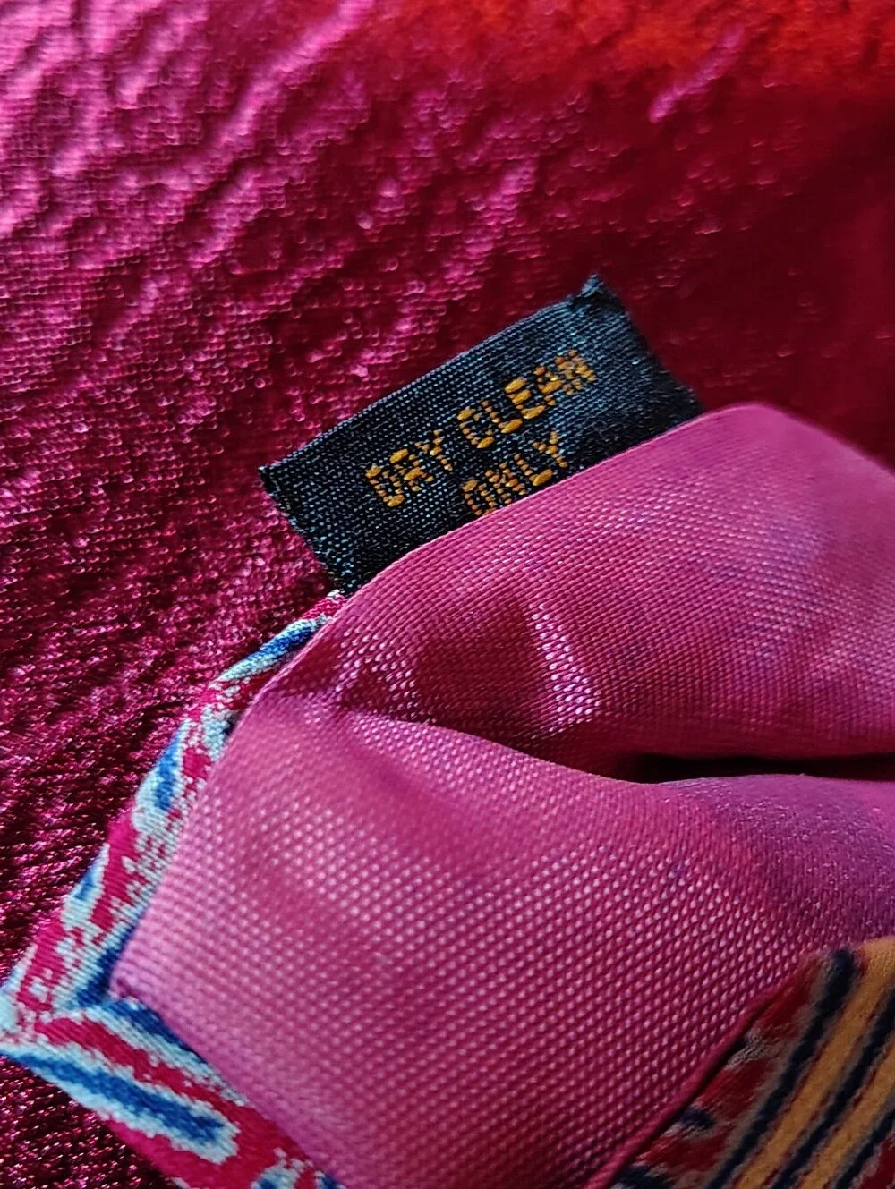 Renzo Amoni brand renzo